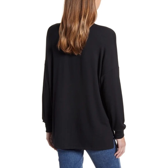 Lou & GREY SIGNATURESOFT SPLIT NECK TOP ❤️IN STORES❤️ - Picture 2 of 4